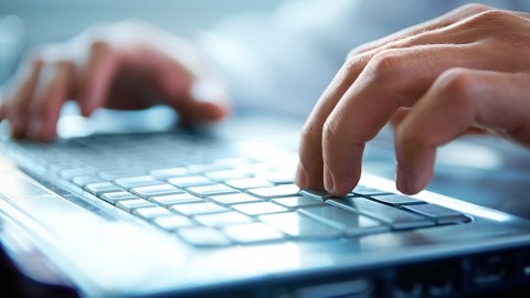 Magistraturaya elektron sənəd qəbulu BAŞLAYIR