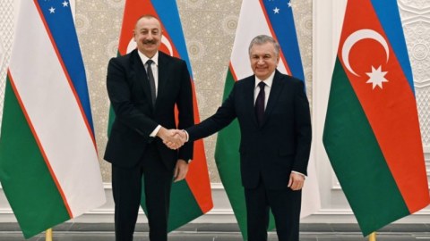 İlham Əliyev&nbsp;Mirziyoyevə ZƏNG ETDİ