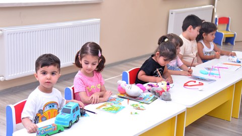 Bağçalara yazılma prosesi başlayır