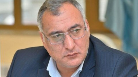Boz, qırmızı, sarı...