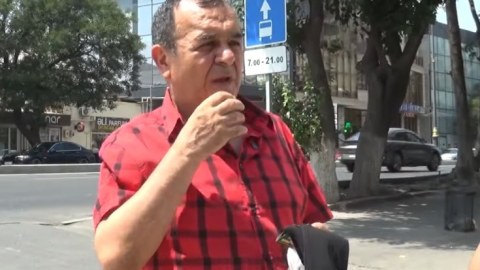 Nazirlik corab satan məşhur aktyorla bağlı MƏLUMAT YAYDI
