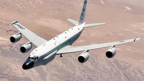 NATO-nun gizli təyyarəsi Rusiyanı izləyir