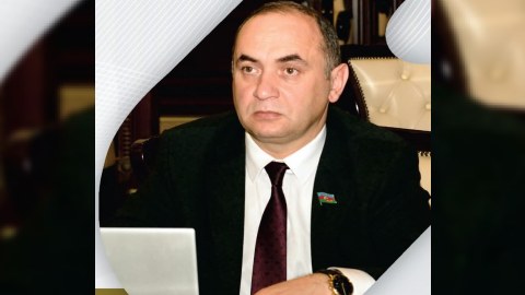 Deputat seçicilərinə hesabat verdi