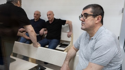 Bu dəfə mina qurbanları danışdılar