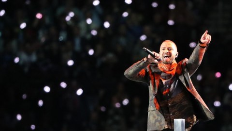 Bakıda konsert verən müğənnidə xəstəlik aşkarlandı
