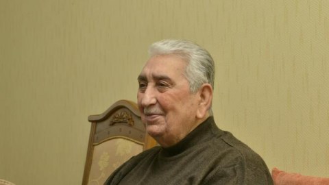 Arif Babayevin Ağdamdakı evi BƏRPA OLUNUR