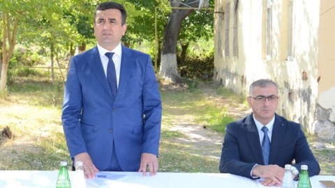 Saatlı icra hakimiyyətində qalmaqal - Qəbula gələn vətəndaş həbs edildi