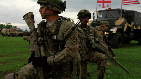 Gürcüstanda təlimdə 2 amerikalı hərbçi yaralandı