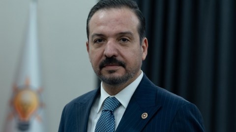 Azərbaycan qazı Suriyada - AK Partiyadan REAKSİYA