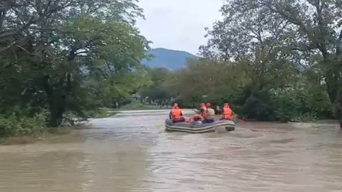 Rusiyada&nbsp;daşqın - Küçələri&nbsp;su basdı