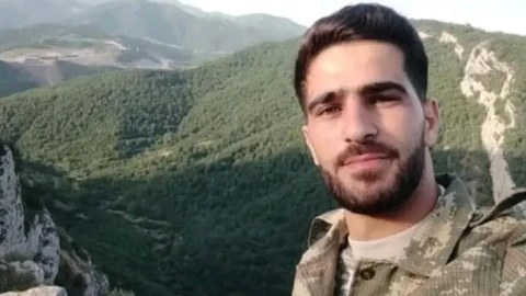 Ötən ay vəfat edən gənc şairin oğlu dünyaya gəldi