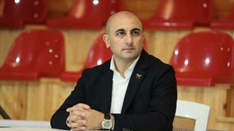 Federasiya prezidenti qəfil vəfat etdi