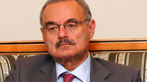 &ldquo;90 yaşım var, güclə beş addım atıram...&rdquo;&nbsp;- Artur Rasi-zadə