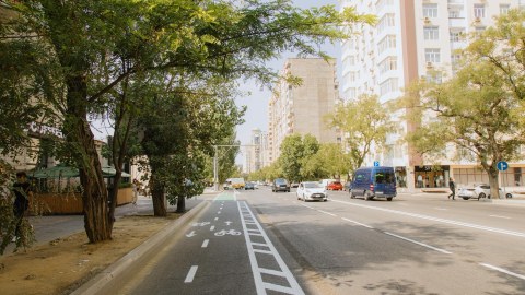Bakıda yeni velosiped zolağı - FOTO