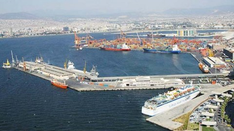 Bakı Limanında konteyner dövriyyəsi rekord səviyyəyə çatdı