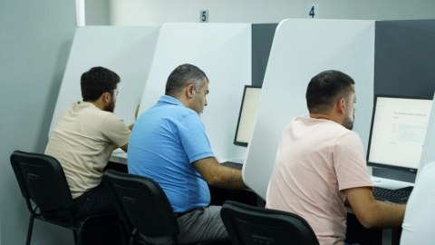 1151 taksi sürücüsü DİM-in imtahanından keçdi