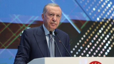 Türkiyə sülh danışıqlarında zəruri iştirakçıya çevrilir - ƏRDOĞAN