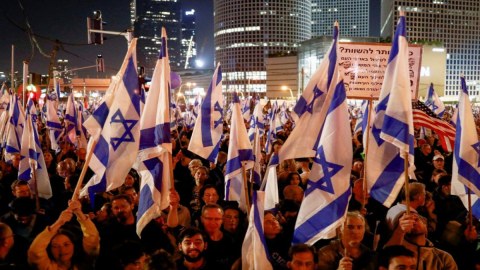 Minlərlə israilli Qəzzaya nəzarətə qarşı AKSİYADA