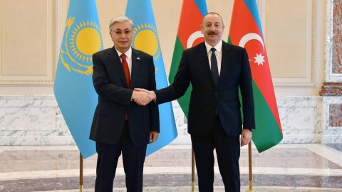 Qazaxıstan Prezidentindən Azərbaycan liderinə TƏBRİK