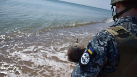 Odessa sahilində iki mina partladı&nbsp;-&nbsp;Ölənlər var