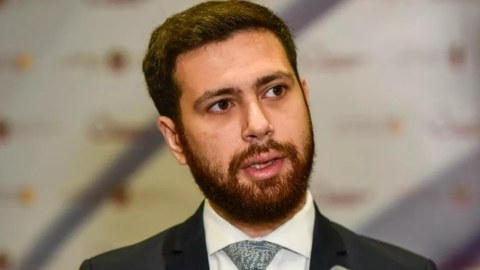 Erməni nazir müavini sabah Tehrana gedir