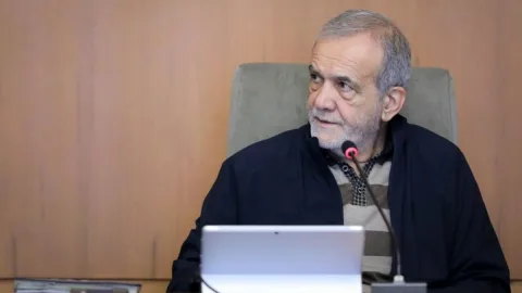 Pezeşkian türk adları ilə bağlı qadağaların ləğvini&nbsp;tapşırdı