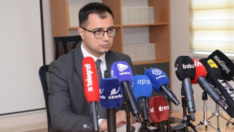 Texniki fənlər üzrə kadr tapmaqda müəllim çətinliklər var - AÇIQLAMA
