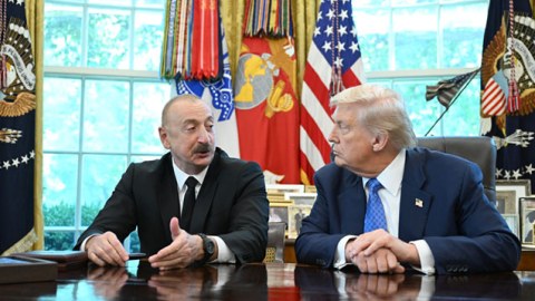Ağ Evdəki görüşdən yeni GÖRÜNTÜLƏR