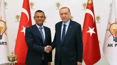 Ərdoğan Özgür Özəldən 1 milyon tələb edir