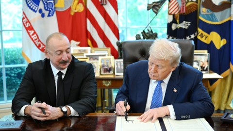 Trampın Azərbaycanla bağlı imzaladığı sənəd yayımlandı - NƏLƏR VAR... - FOTO