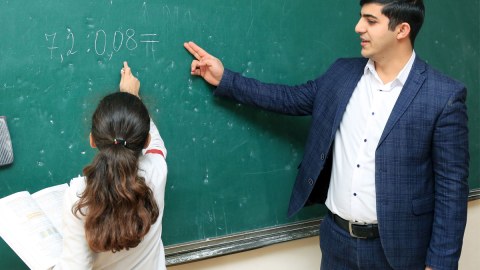 Müəllimlik ixtisaslarında təhsil haqları nə qədər bahalaşıb? - QİYMƏTLƏR