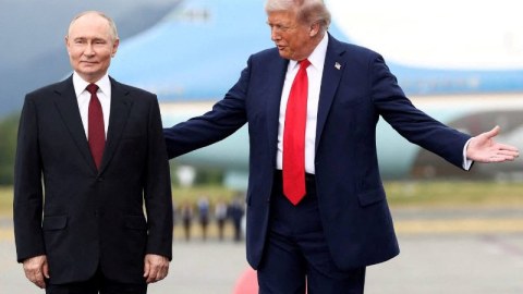 Tramp-Putin dialoqunun davam etməsi Azərbaycanın maraqlarına cavab verir