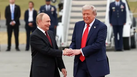 &ldquo;Putin çox ağıllı oğlandır&rdquo; - Tramp&nbsp;