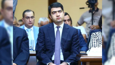 İcra başçısını ittiham edən qohumu barədə qərar verildi