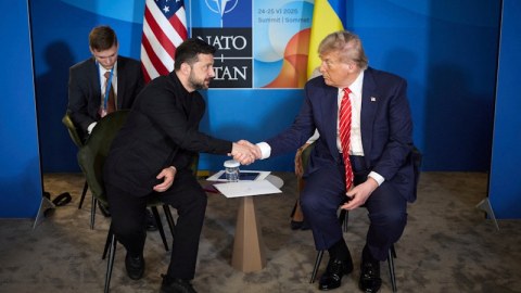 Zelenski Trampla görüşə onları aparıb