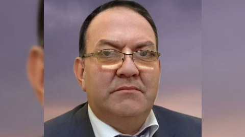Əməkdar müəllimə ağır itki üz verib
