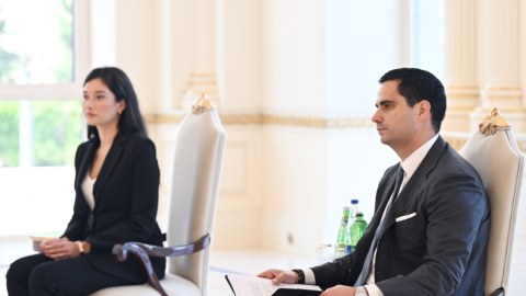 Yeni təyin olunan səfir bu deputatın qohumudur