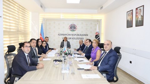 6 vəkilə xəbərdarlıq edildi, birinin fəaliyyətinə xitam verildi