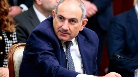 Ermənistan Konstitusiyası&nbsp;dəyişir -&nbsp;Paşinyan vaxtı elan etdi