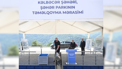 Kəlbəcərdə parkın təməli qoyuldu