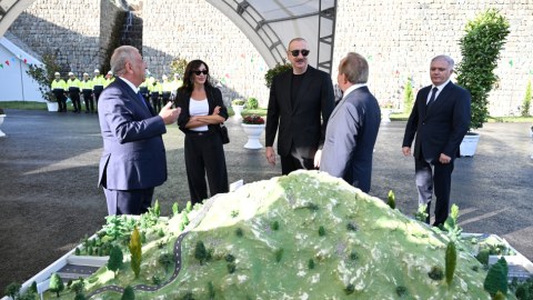 Prezidentlə xanımı&nbsp;Murovdağ tunelinin texniki açılışını ediblər