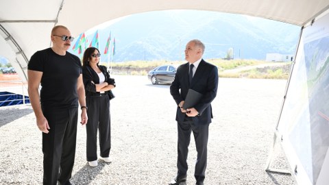Kəlbəcərdə&nbsp;4-cü yaşayış kompleksinin təməli qoyuldu - FOTO