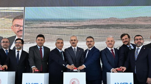Türkiyədə Zəngəzur dəhlizinin təməli QOYULDU - FOTOLAR