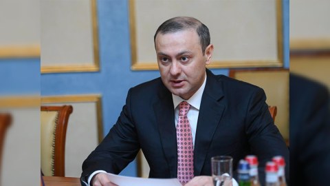 Armen Qriqoryan İrana gedir