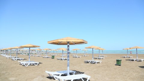 Yeni ictimai çimərliklərdə yay turizm mövsümünün ilkin nəticələri açıqlandı