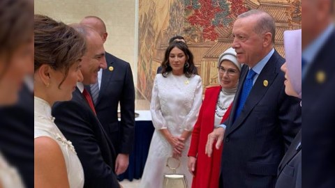Sammitdə&nbsp;maraqlı an - İlham Əliyev, Ərdoğan və Paşinyan bir arada