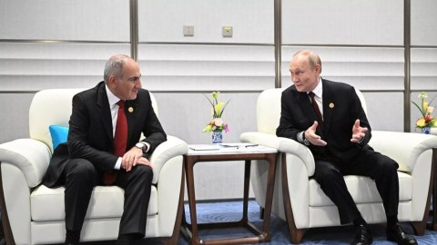 Putin Çində Paşinyanla GÖRÜŞDÜ