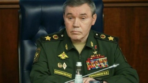 Gerasimov xəyal görür...