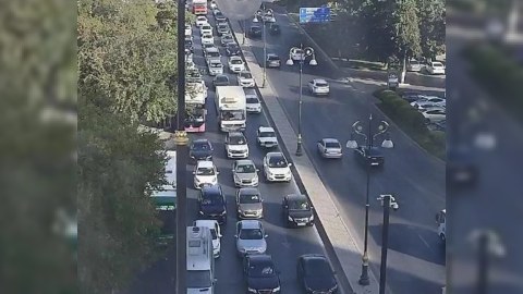Bakıda tıxaclı yolların sayı artıb