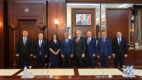 Milli Məclisin komitəsində almanlarla görüş keçirilib